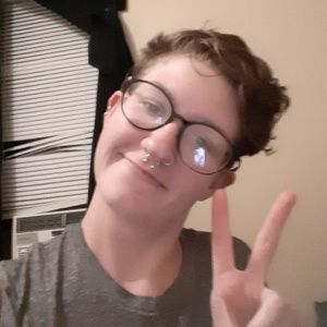 Meet your Posher, Abigail